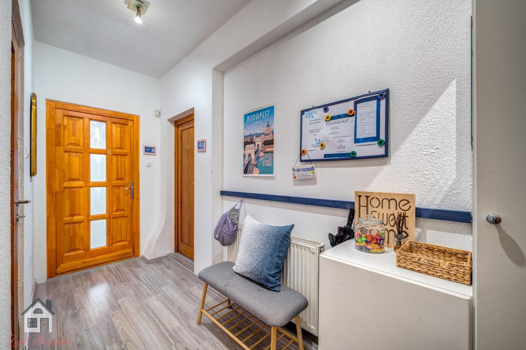 Acme Apartments Budapest Esterno foto